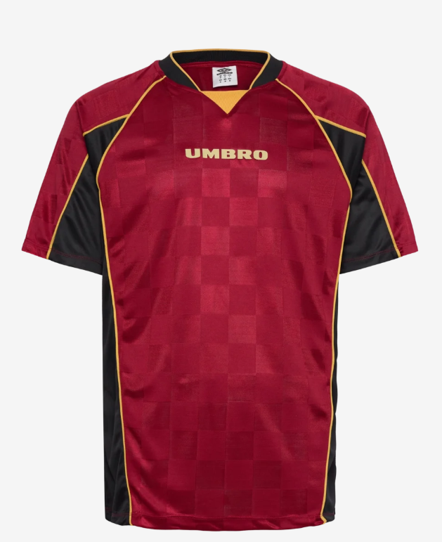 איך Umbro Football Kits הפכו לחלק מטקסי ההתבגרות שלי